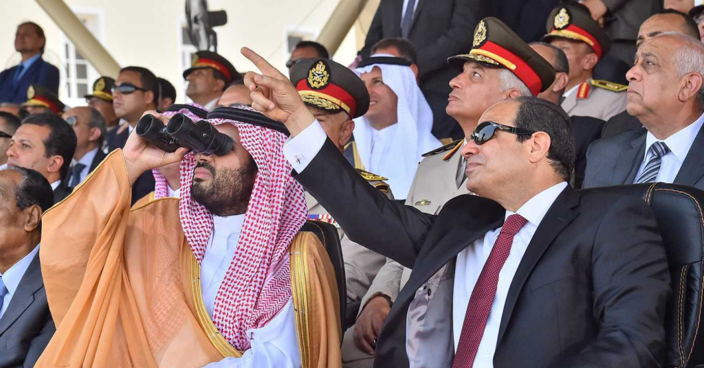 هل يتراجع دعم الخليج للسيسي؟