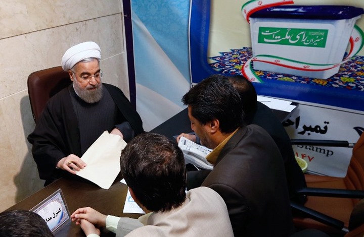 انتخابات الرئاسة الإيرانية .. لا مرشح للصقور، ولا برنامج للحمائم