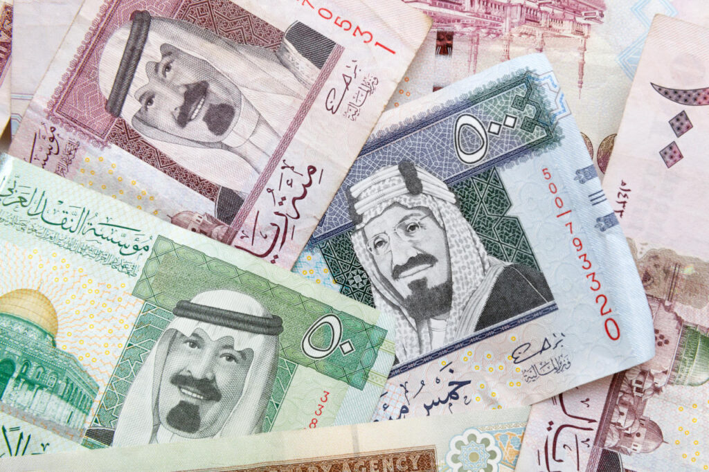 عودة البدلات والمكافآت في السعودية: التخبط