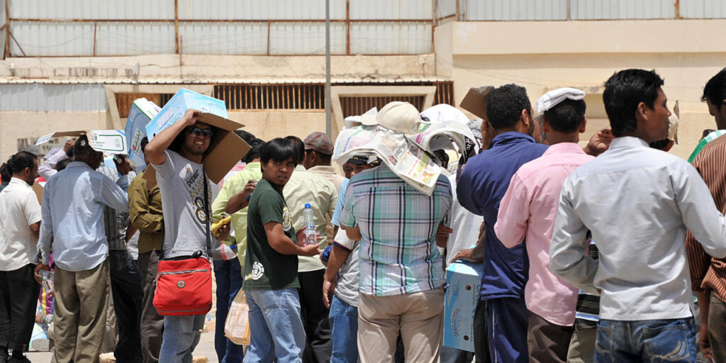 العمالة الوافدة في الخليج: الحقوق المنقوصة